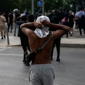 Dans les quartiers, le moral sapé comme jamais