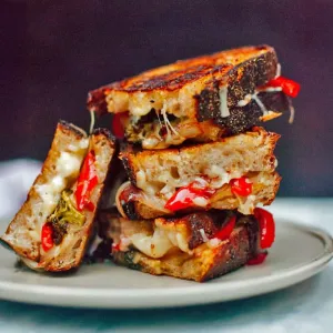 Croque-monsieur au brocoli et poivron