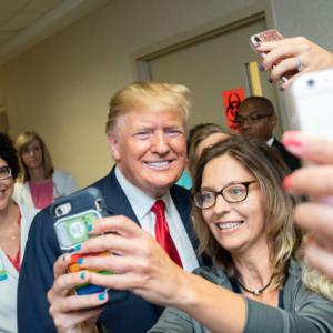 Les médias sociaux ne sont pas des espaces démocratiques