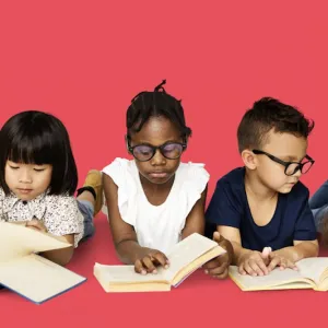 Quelques pistes pour donner envie de lire aux enfants