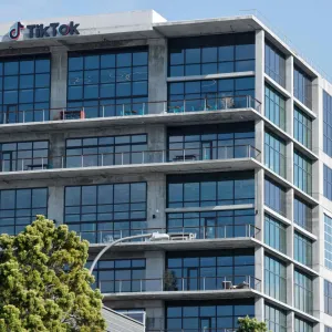 Etats-Unis : TikTok conclut un accord avant un procès-clé sur l’addiction aux réseaux sociaux