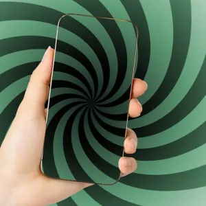 Lutter contre le « doomscrolling » : les stratégies des adolescents