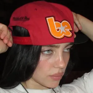 Billie Eilish Calls Out Billionaires: 'Why Are You a Billionaire? Give Your Money Away, Shorties!'