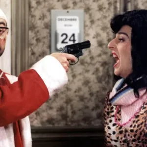 IA, exploitation animale, antimilitarisme... 10 sujets controversés pour pimenter votre dîner de Noël
