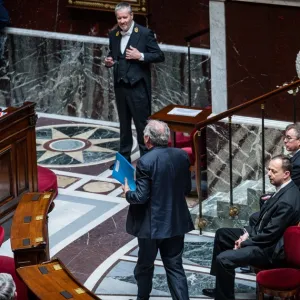L’hémicycle tourne fou