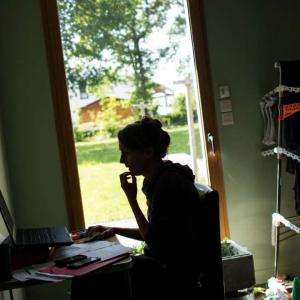 Illectronisme : les laissés-pour-compte du tout-numérique