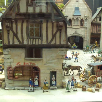 La Figurine s’expose en grand à Compiègne