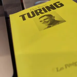 Turing déconstruit