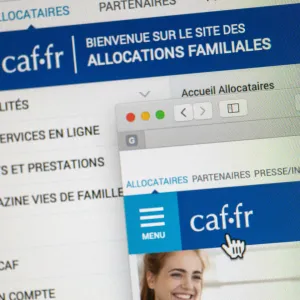 Six idées reçues sur la fraude sociale : la manne financière, les cartes Vitale usurpées, les pauvres qui profitent du système…