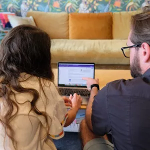 UX Writing et deuil : accompagner en trouvant les mots justes