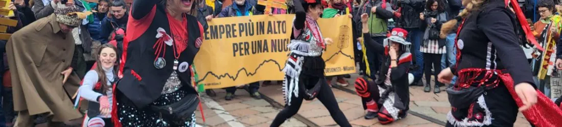 «Ces Jeux sont un scandale écologique» : à Milan, des milliers d’Italiens dans les rues contre les JO d’hiver 2026 et Giorgia Meloni