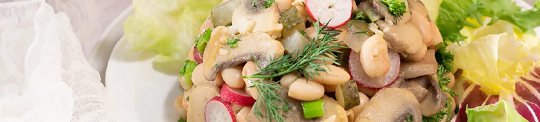 Salade aux haricots blancs et champignons (végétarien, vegan)
