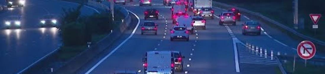 Grenoble : la nouvelle voie dédiée au covoiturage vient d'ouvrir sur l'autoroute A48 - YouTube