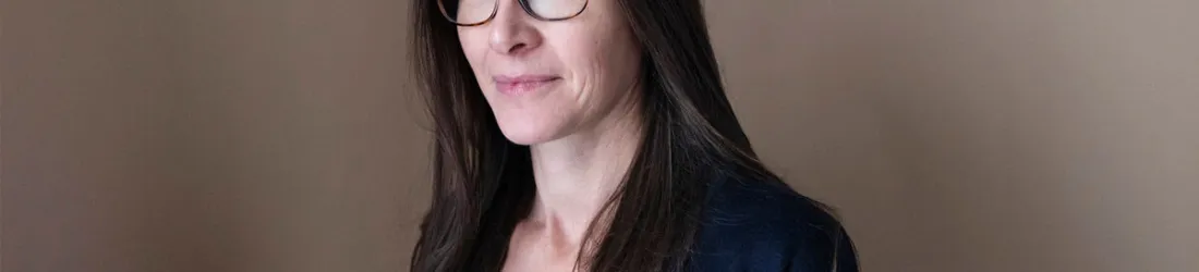 “La succession n’est ni naturelle, ni nécessaire” : entretien avec Mélanie Plouviez, autrice de “L’Injustice en héritage”