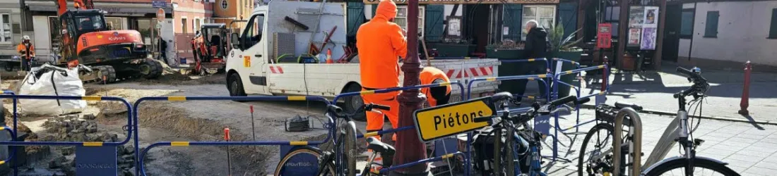 Trop de travaux devant son restaurant, le patron du Cheval Blanc voit rouge et ferme le midi