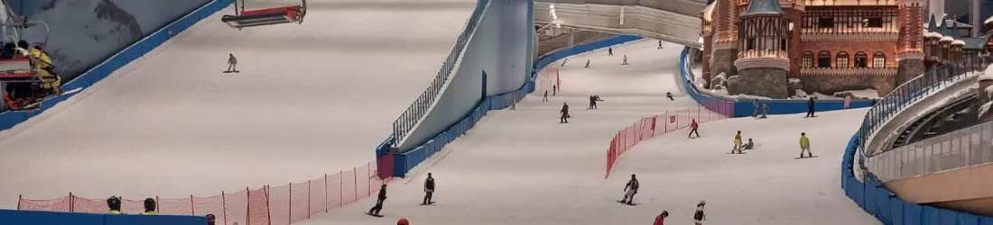 La Chine ouvre à Shanghai le plus gros complexe mondial de ski en intérieur