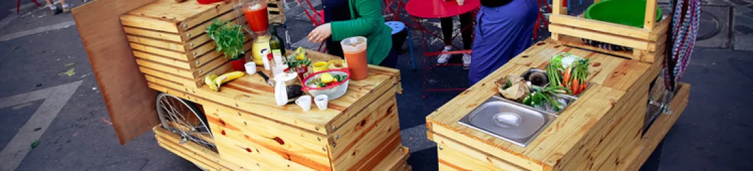 Fabrication d'une Cuisine de rue : Lien entre Produire . Acheter . Cuisiner . Manger. Localement.